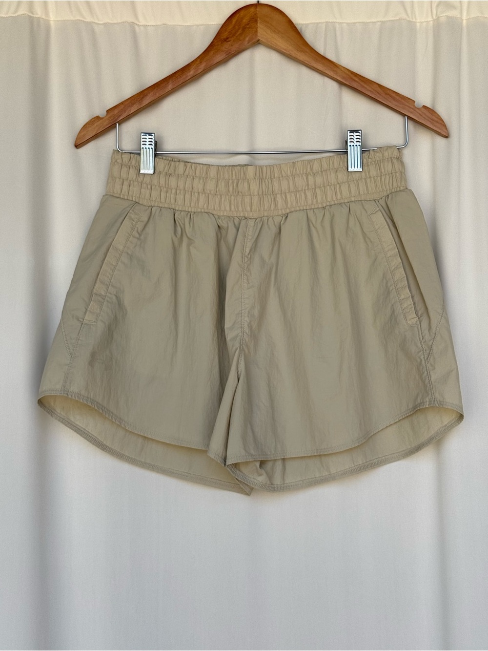 Under Armour Beige Woven Running Shorts S 3in